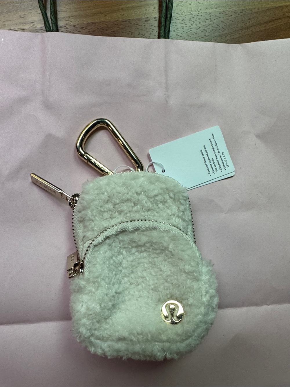 NWT lululemon athletica Cream Sherpa Mini Pouch with Gold Clip